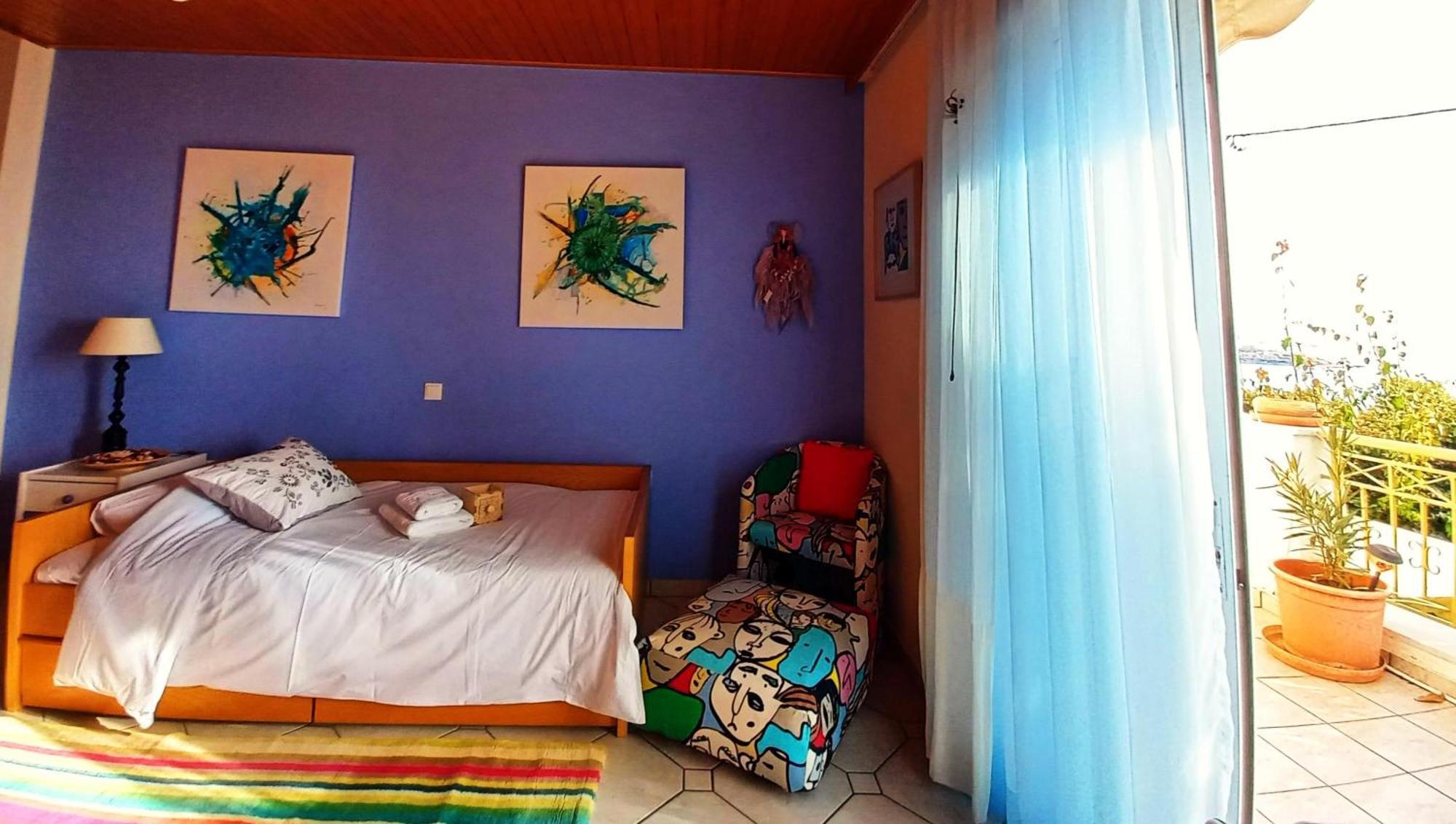 Villa "Eva" - Entire Beachfront Holiday Home - 4S Agia Marina  エクステリア 写真